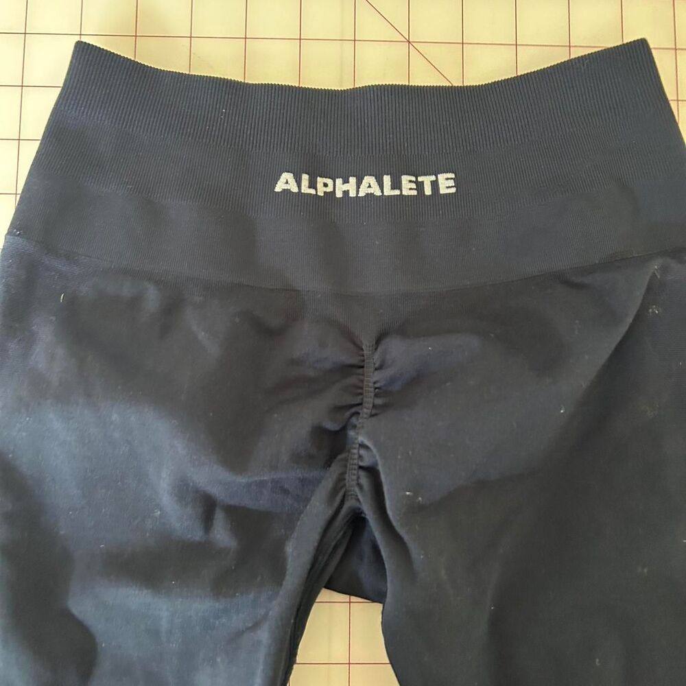 Alphalete Women's Navy and Blue Leggings